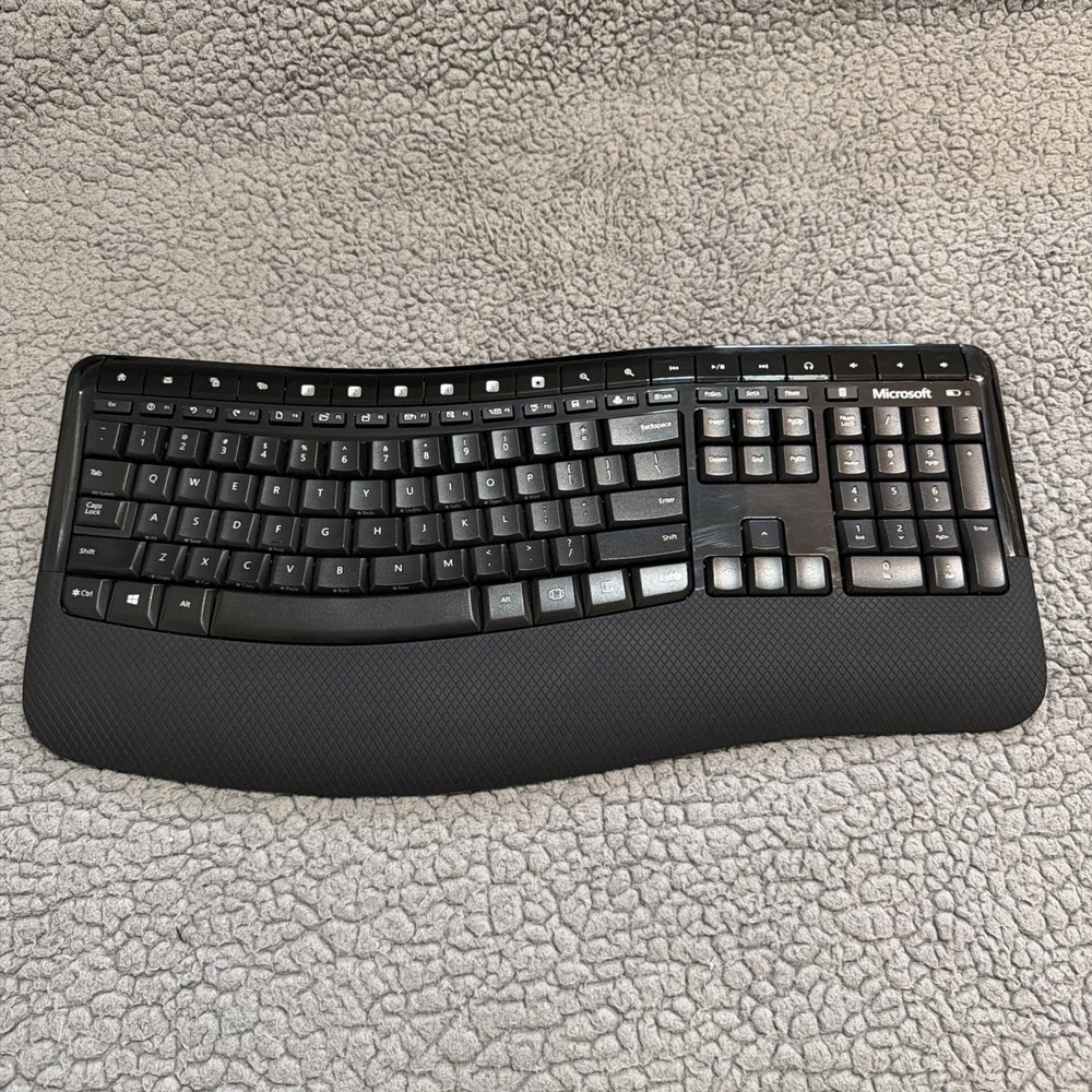 Microsoft Wireless Comfort Keyboard 5050 1728 No Dongle Untested Part Only